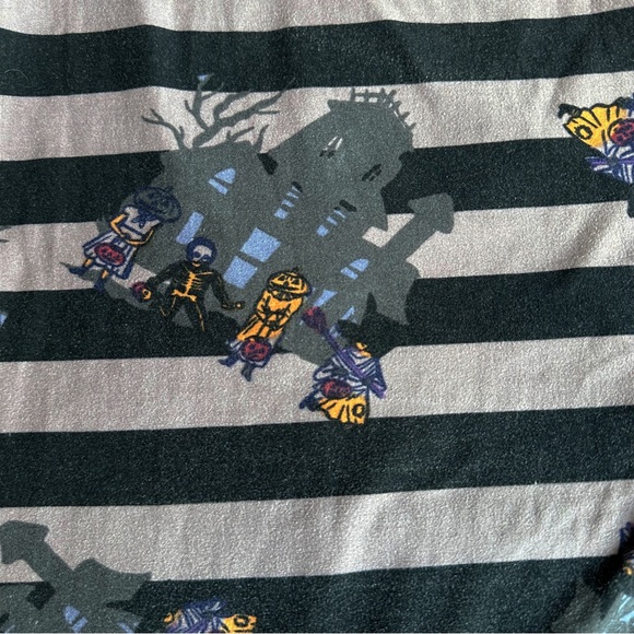 TC2 LuLaRoe “Haunted House” leggings | Halloween Collection | EUC - Picture 3 of 3